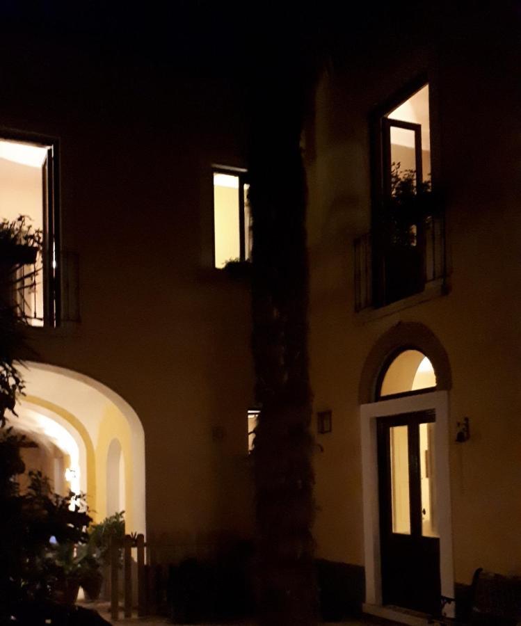 Bed and Breakfast Dependance Royale Caserta Exteriér fotografie